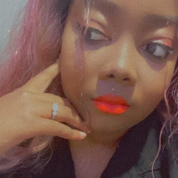 Meet your Posher, Nay - Picture 1 of 1